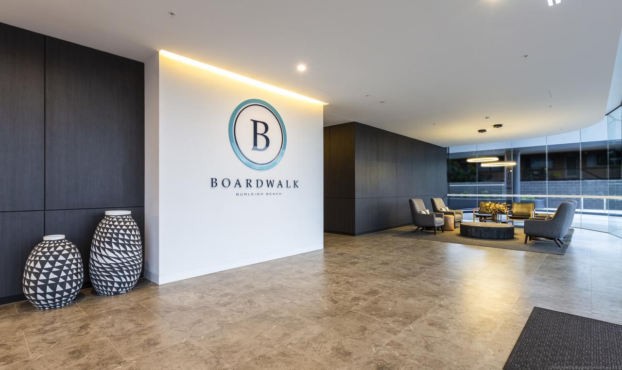 Boardwalk Burleigh Beach - Official Гоулд Коуст Екстериор снимка