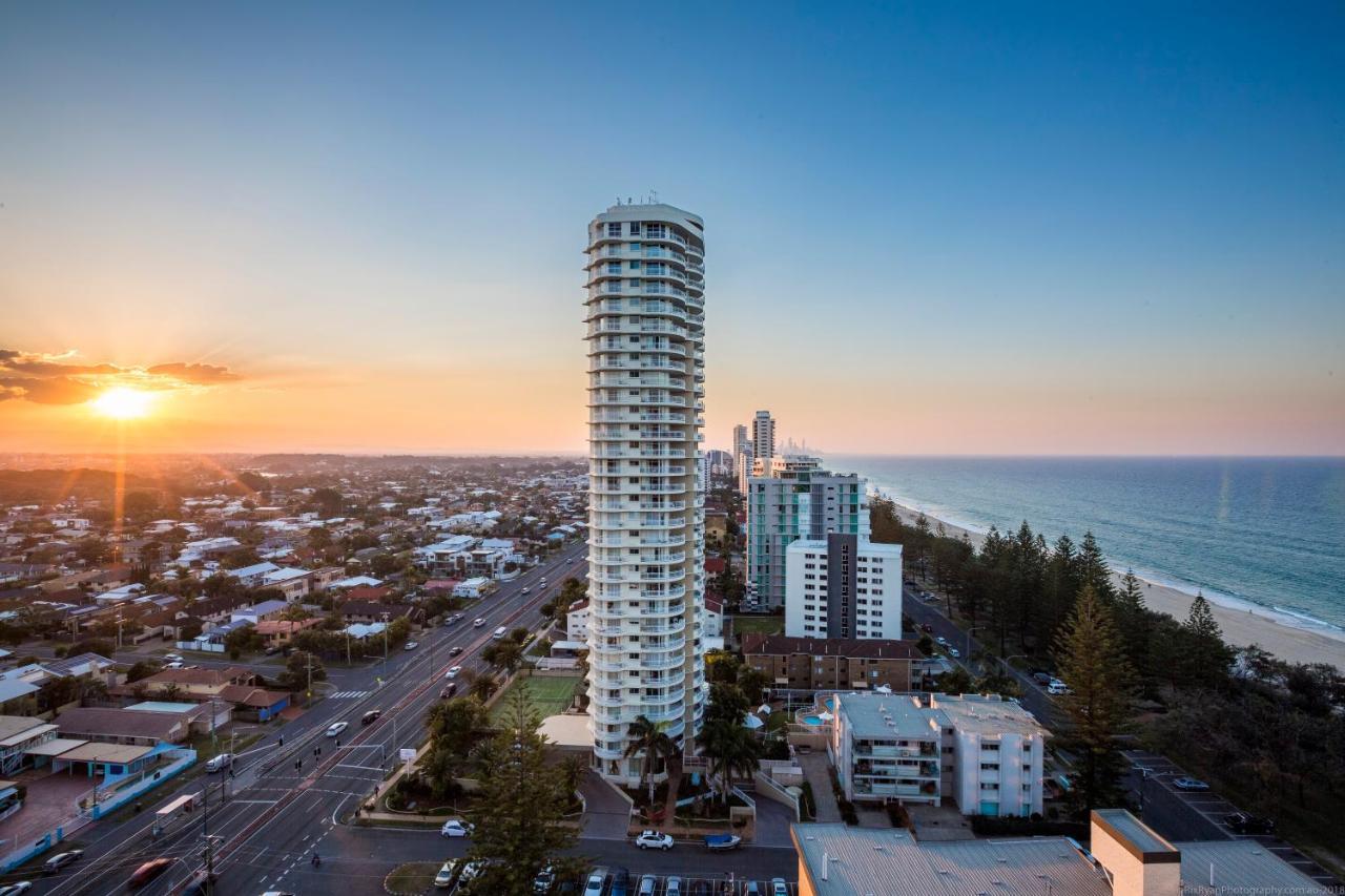 Boardwalk Burleigh Beach - Official Гоулд Коуст Екстериор снимка